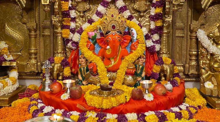 Siddhivinayak Mumbai Ganesh Idol